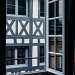 Grand Duplex 80m Vieux-marche Charme Renove Apartment