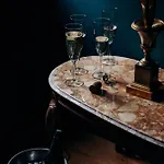 Grand Duplex 80m Vieux-marché Charme Rénové