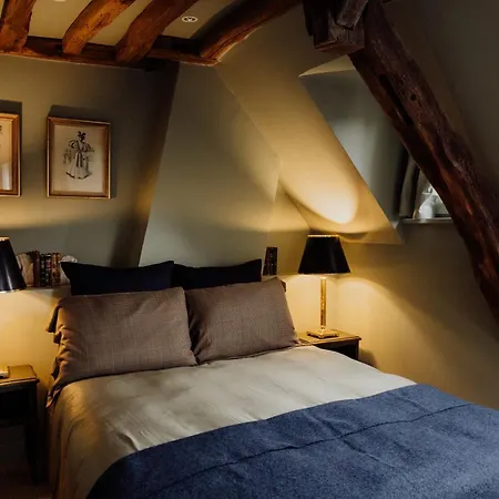 Grand Duplex 80m Vieux-marche Charme Renove 아파트