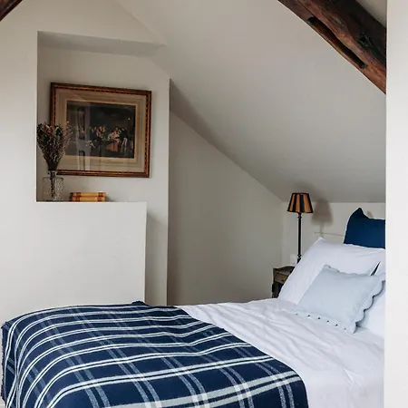 Grand Duplex 80m Vieux-marche Charme Renove Apartmán