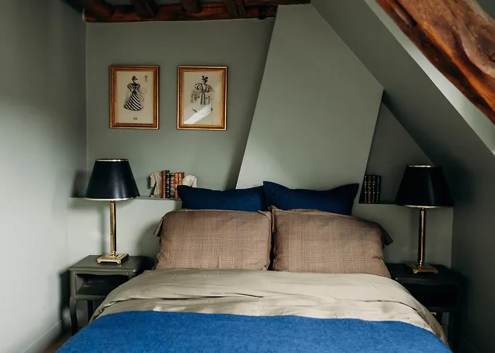 Grand Duplex 80m Vieux-marche Charme Renove Апартаменти *